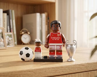 Bukayo Saka Arsenal Minifigure with UCL Trophy – Soccer Fan Collectible