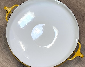 Utensilios de cocina Dansk Kobenstyle diseñados por Jens Quistgaard - Paellera grande amarilla de 13,5" - Fabricada en Francia