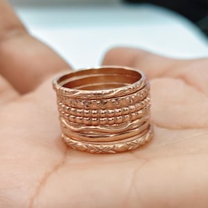 Conjunto de anéis de fio de cobre 100% puro, anéis empilháveis feitos à mão, anéis finos e marcantes, presente para mulheres