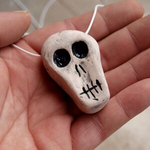 Skull necklace, Ceramic skull, Creepy skull, Ceramic pendant skull, Human skull, Halloween skull necklace, Little skull, Mini skull image 4
