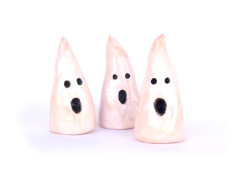 Ceramic ghosts, Set mini ghost, Ghosts Halloween Décor, Ghost sculpture, Desk accessories, Halloween décor, scary ghost, ghost sculpture image 4