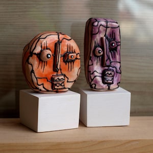 Mini ceramic art, family portrait art, Shelf art, Desk sculpture, Gift for the couple, Mini sculpture, Head sculpture, couple gift, 99heads