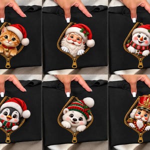 Può includere: Una felpa nera con sei distinte stampe grafiche di personaggi natalizi che sbucano attraverso un design a cerniera dorata. I personaggi includono un gattino, Babbo Natale, un pupazzo di neve, un pinguino, un orso polare e uno schiaccianoci.