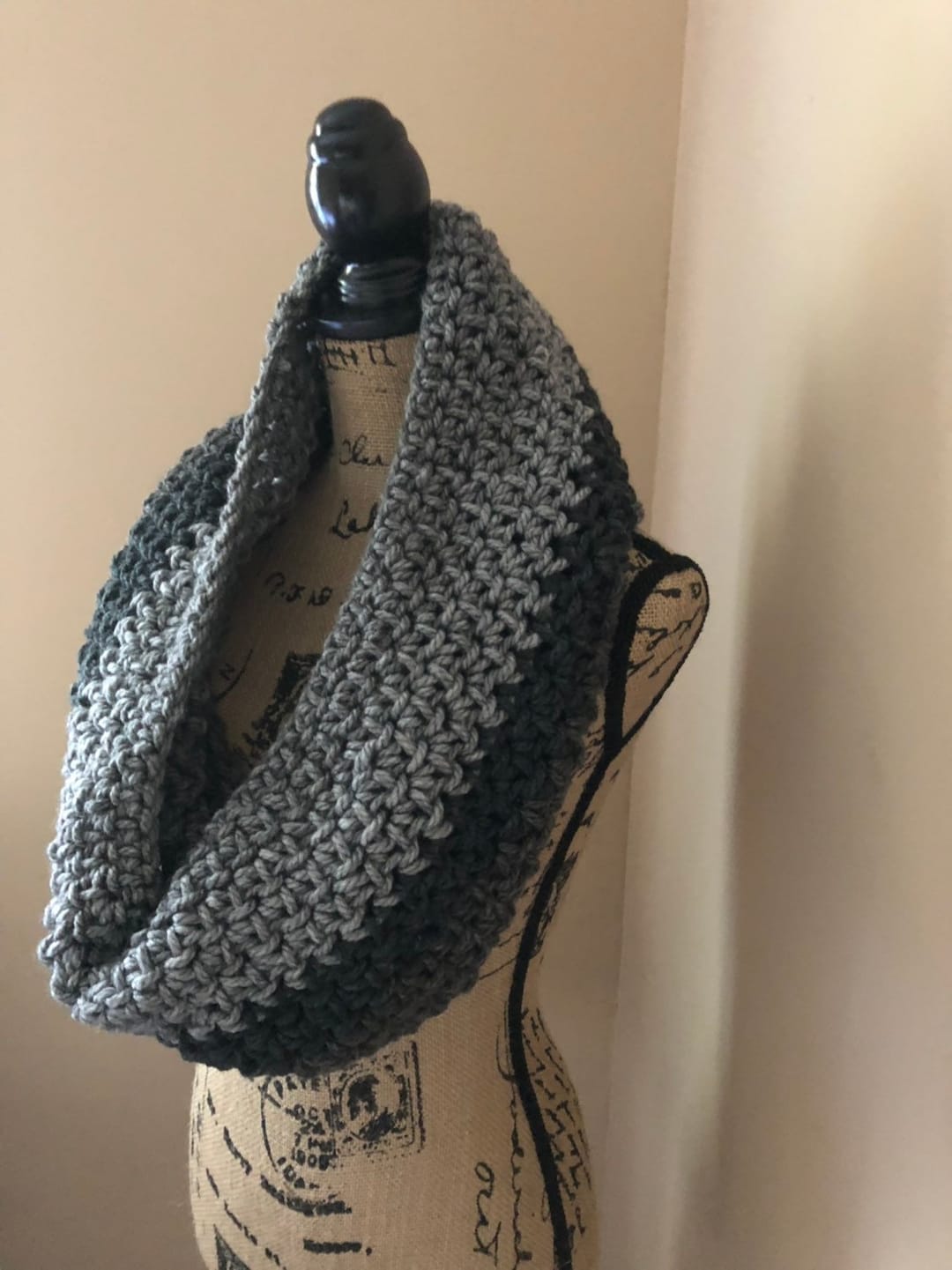 Crochet Cowl ~ Circle Scarf - Chunky Cowl - Winter Scarf - Etsy