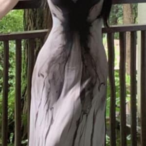 Art Print Dress | Waist Detail Long Gown | Party Wear | Soft Summer Style

Art print dress with waist detail, long gown shape, sleeveless cut, and soft summer party styling.