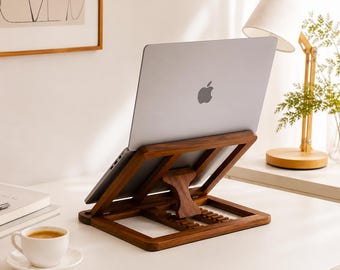 Supporto per laptop in legno massello, rialzo ergonomico regolabile a 6 angolazioni per MacBook e notebook, finitura noce/naturale, regalo ideale per la postazione di lavoro.