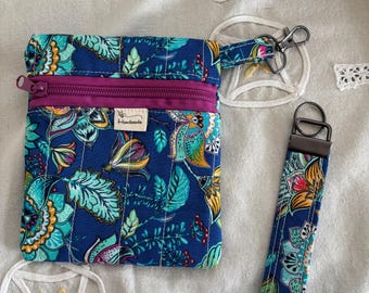Quilted 6x5 pouch with key fob included