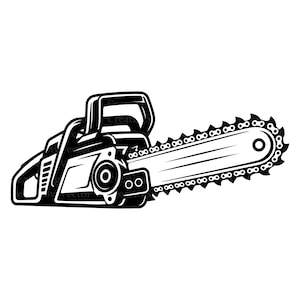 Puede incluir: Una ilustración gráfica en blanco y negro de una motosierra. El diseño presenta una carcasa de motor detallada, un mango superior, un mango trasero y una barra guía larga con una cadena de corte visible con dientes afilados.