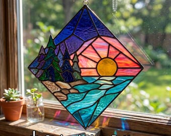 Motivo a vetrata con fiume di montagna, modello acchiappasole paesaggistico SVG PDF PNG, arte su vetro con fiume al tramonto