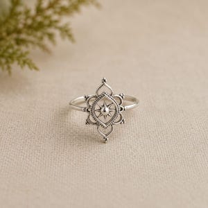 Sterling Silver Compass Star Ring | Boho Celestial Statement Jewelry