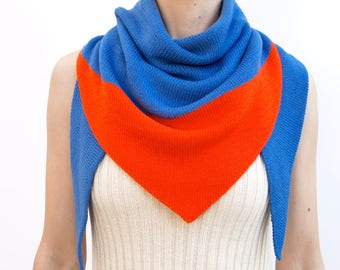 triangle scarf, blue, red orange, color block, knit scarf, knit triangle scarf, scarf, shawl, color block scarf, knitwear, THE KNIT KID