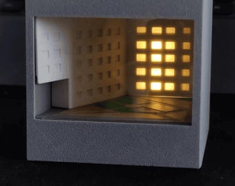 Backrooms Level 188 Miniature Diorama Lamp, Courtyard of Windows Liminal Space Light Box, Handmade 3D Printed Desk Decor, Geek Gamer Gift