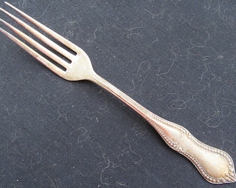 Fruit Fork-1896 Pattern Beaded Colonial