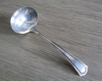 Vintage Gravy/Sauce Ladle  Silver plated