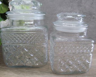 Two Anchor Hocking Wexford Crystal Cut , Diamond Cut Clear Glass Apothecary Canisters ,Jar & Lids Storage Containers Candy ,Dried Food Jars