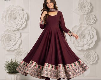 Traje Anarkali de seda romana pesada, traje de boda bordado con lentejuelas.