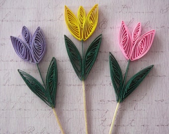 Paper Quilled Easter Tulip ~ Flower Cupcake Topper ~ Table Decorations ~ Scrapbook Embellishments