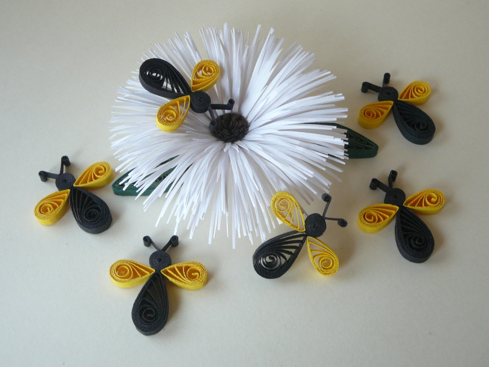 6 Paper Quilled Bumble Bee Scrapbook Card Making Etsy