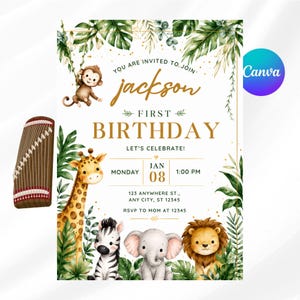 Könnte beinhalten: Eine rechteckige Einladungskarte für einen ersten Geburtstag mit Aquarellillustrationen von einem Affen, einer Giraffe, einem Zebra, einem Elefanten und einem Löwen, umgeben von grünen Tropenblättern und goldenen Akzenten, inklusive dem Text Jackson.