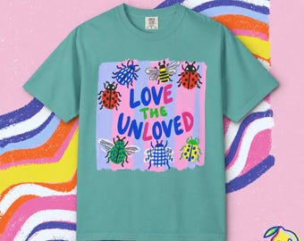 Camiseta "Ama a los no amados" / Camiseta con estampado de insectos coloridos
