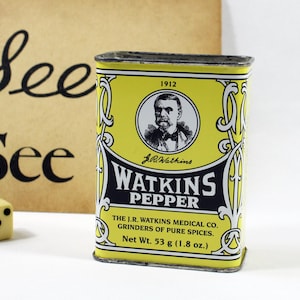 1940s 1.8 Ounce Watkins Pepper - Poivre Yellow Spice Tin
