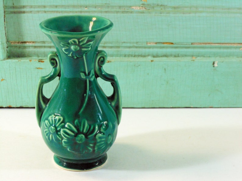 Vintage Green Pottery Daisy Vase Made in USA Etsy