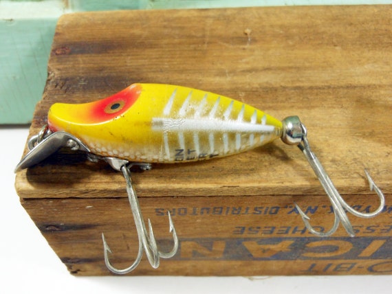 Heddon Plastic Vintage Fishing Lures for sale