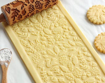 Rolo de massa de madeira Amagour com entalhes profundos, ideal para assar biscoitos.