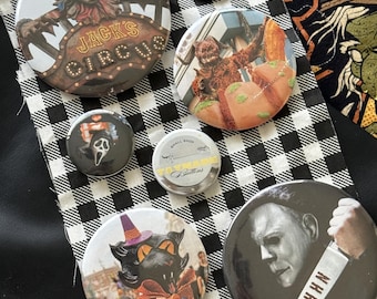 Halloween Horror Nights (FALL EXCLUSIVE) Curated Pin-Back Button Set (6 pack) | Universal Studios HHN Classic