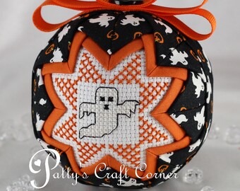 Halloween Quilted Ornament - Quilted Keepsake Ornament - Halloween - Ghost Ornament