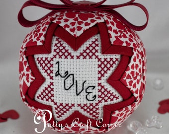 Valentine's Day Ornament - Quilted Ornament - Valentine Decoration