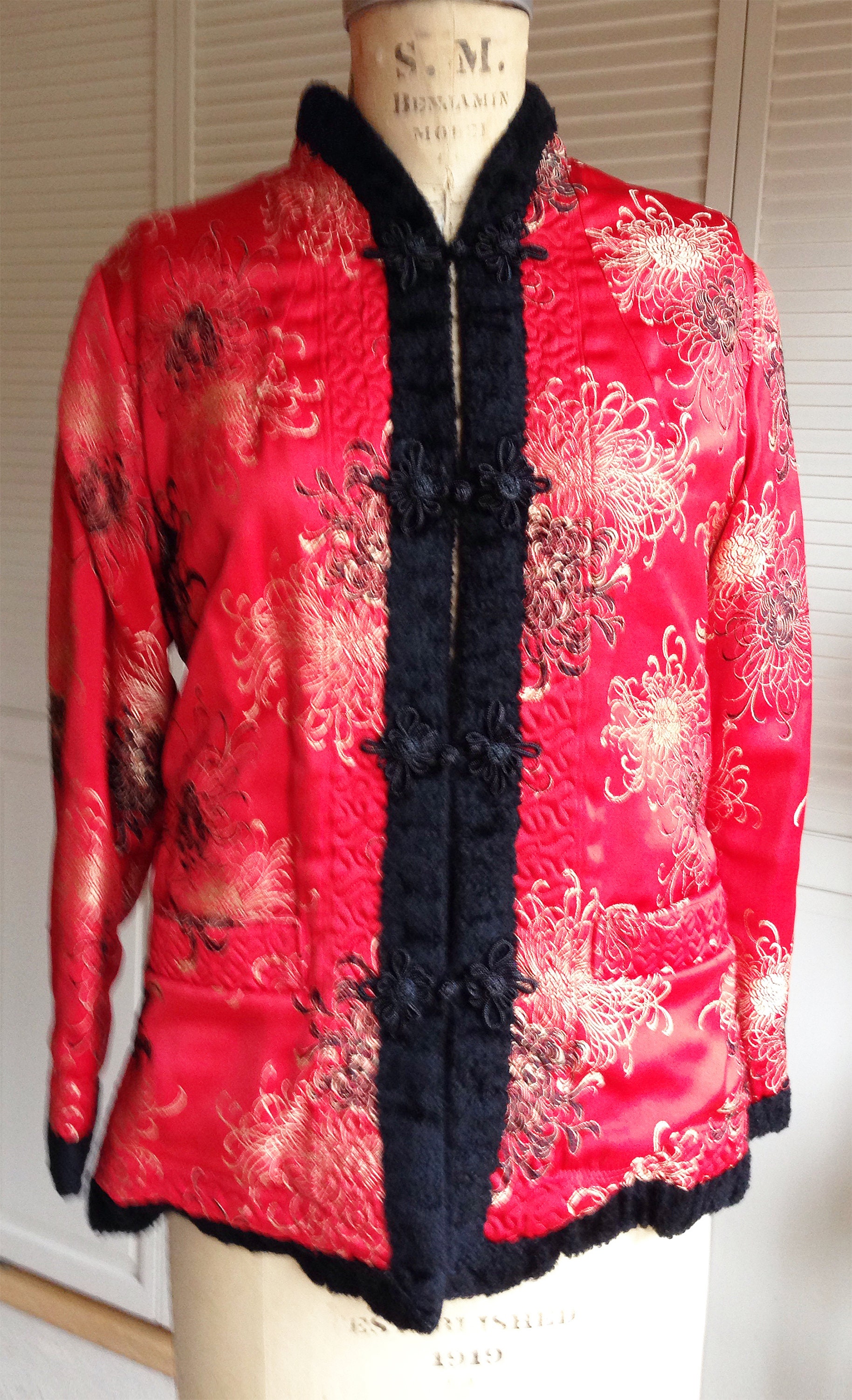 Vintage Chinese Reversible Satin Jacket Red to Black Faux Fur - Etsy