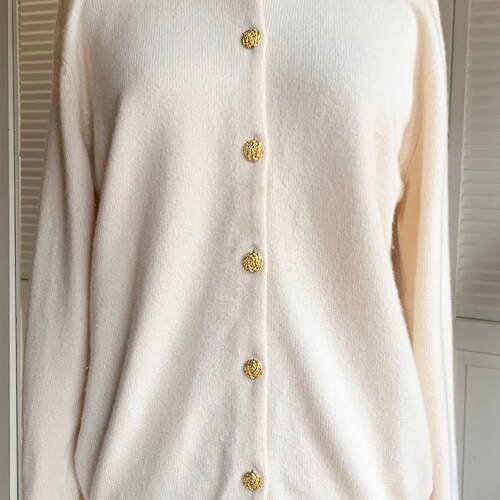 1980s Ivory 2-Ply shops Cashmere Cardigan Scotland