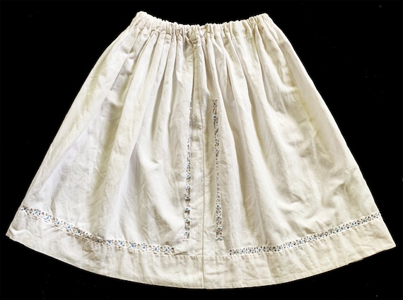 Vintage White Linen Tablecloth Skirt - image 2