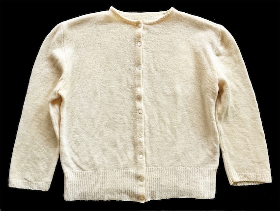 Vintage 1950s Ecru Wool Hand Knit Cardigan - image 1