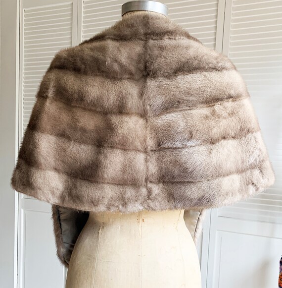 1960s Buff Mink Stole with Pockets