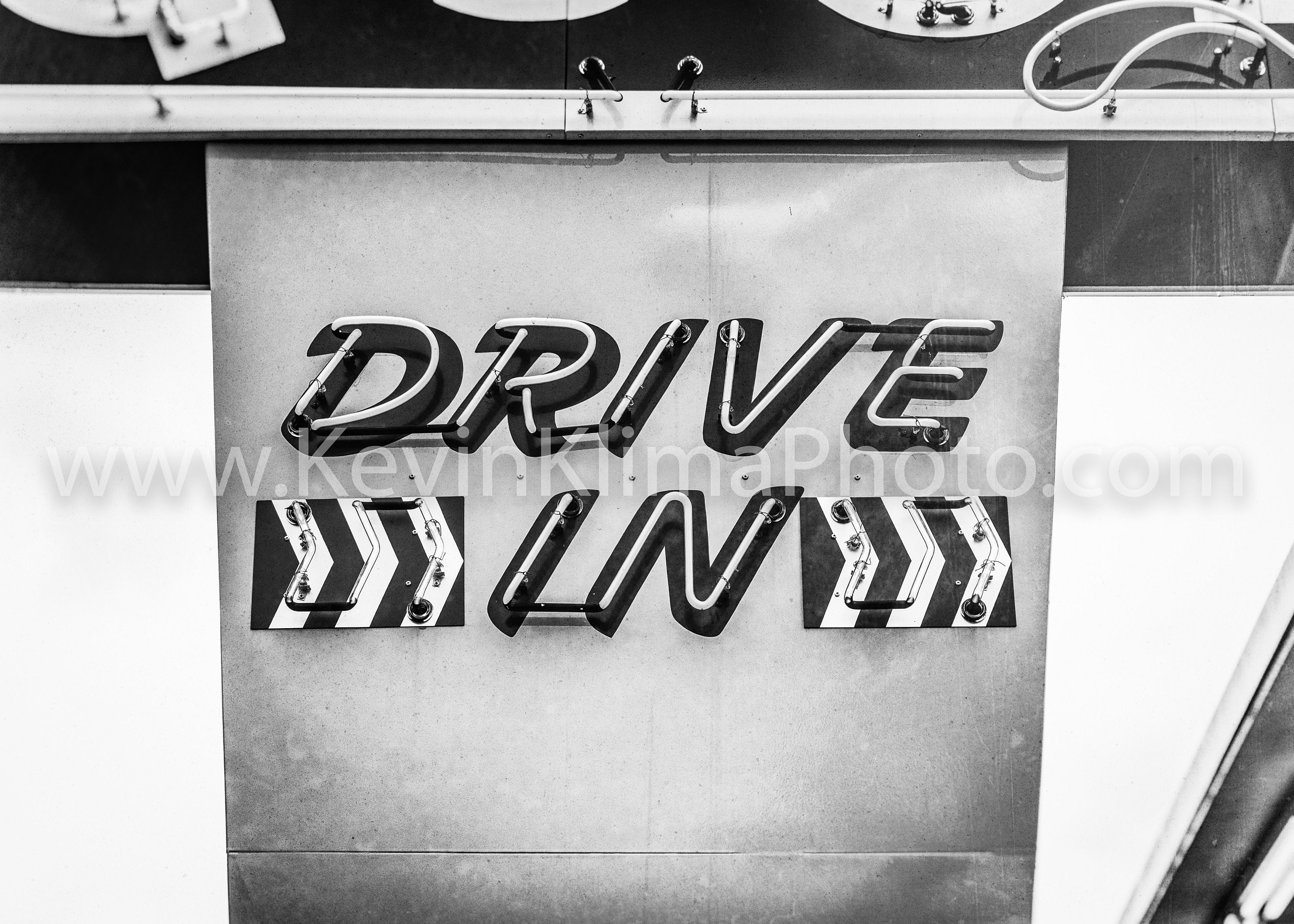 Retro Drive In Sign DRIVE-IN - Vintage Neon Sign Photography - Kitchen Art - Bar Photo ...