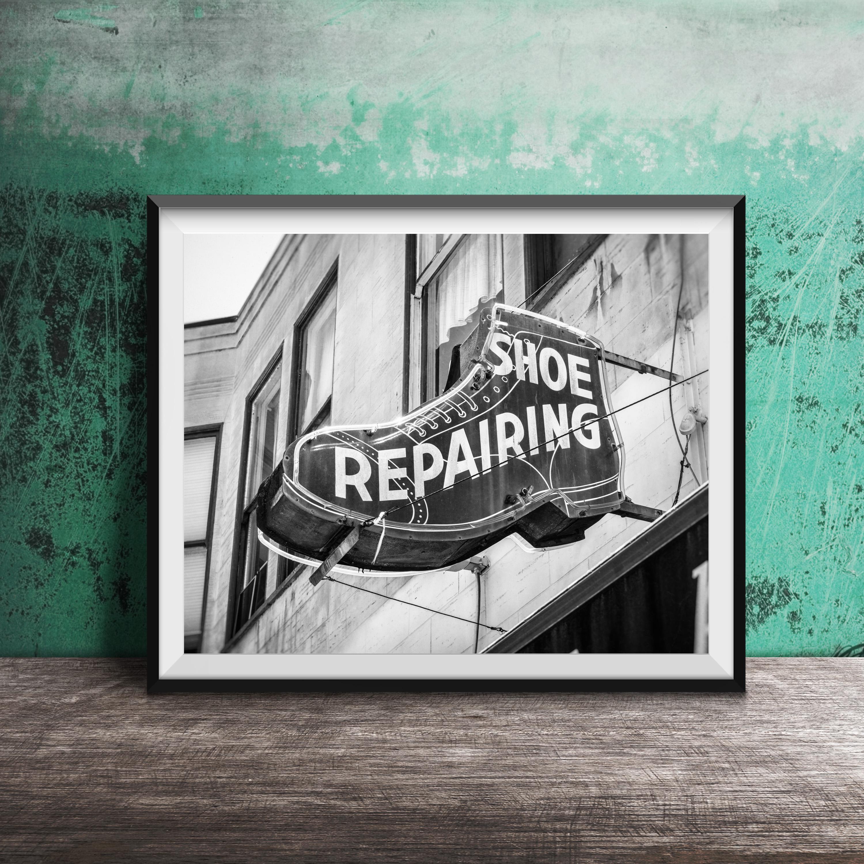 Vintage SHOE REPAIRING サインプレート 看板 SHOE REPAIRING - Unframed Photography Print - Laundry Room Wall