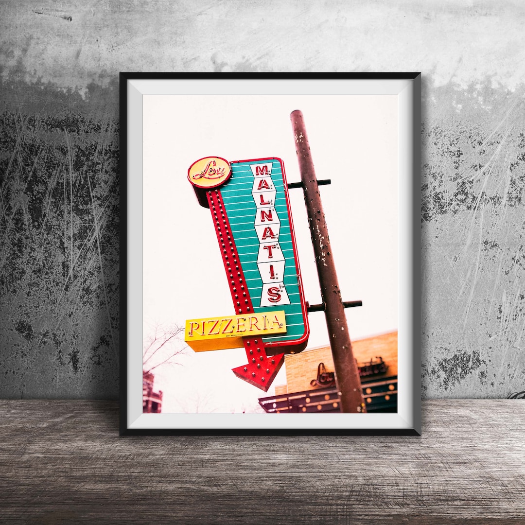 idntt サイン入りOMA チョンミョン QR未使用 Chicago Sign - Lou Malnati's Pizzeria - Chicago Style Pizza