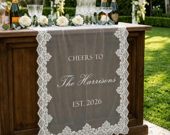 Op maat gemaakt kanten drankbord voor de bruiloftsbar, gepersonaliseerde stoffen banner, decoratie voor de receptie