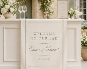 Gepersonaliseerd linnen barbord voor de bruiloft, menukaart op maat voor de bruiloftsbar, stoffen banner met kenmerkende cocktails, decoratie voor de dranktafel op de receptie