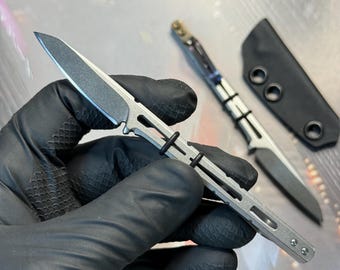 Level 2 mini hurricane razor