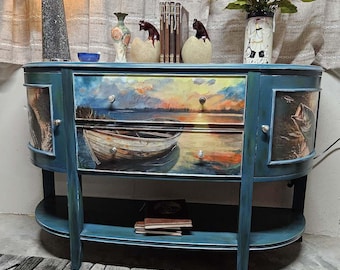 Halfmoon shaped sideboard.