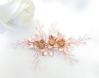 Fermaglio per capelli da sposa con fiore e perla color oro rosa, accessorio per capelli da sposa color oro rosa e oro.