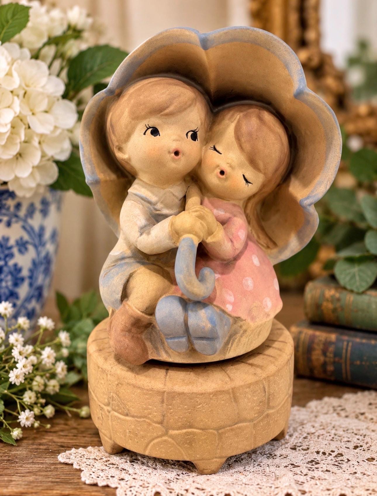 Vintage Music Box Girl Figurine, Ceramic Music Box, Musical Box - Etsy
