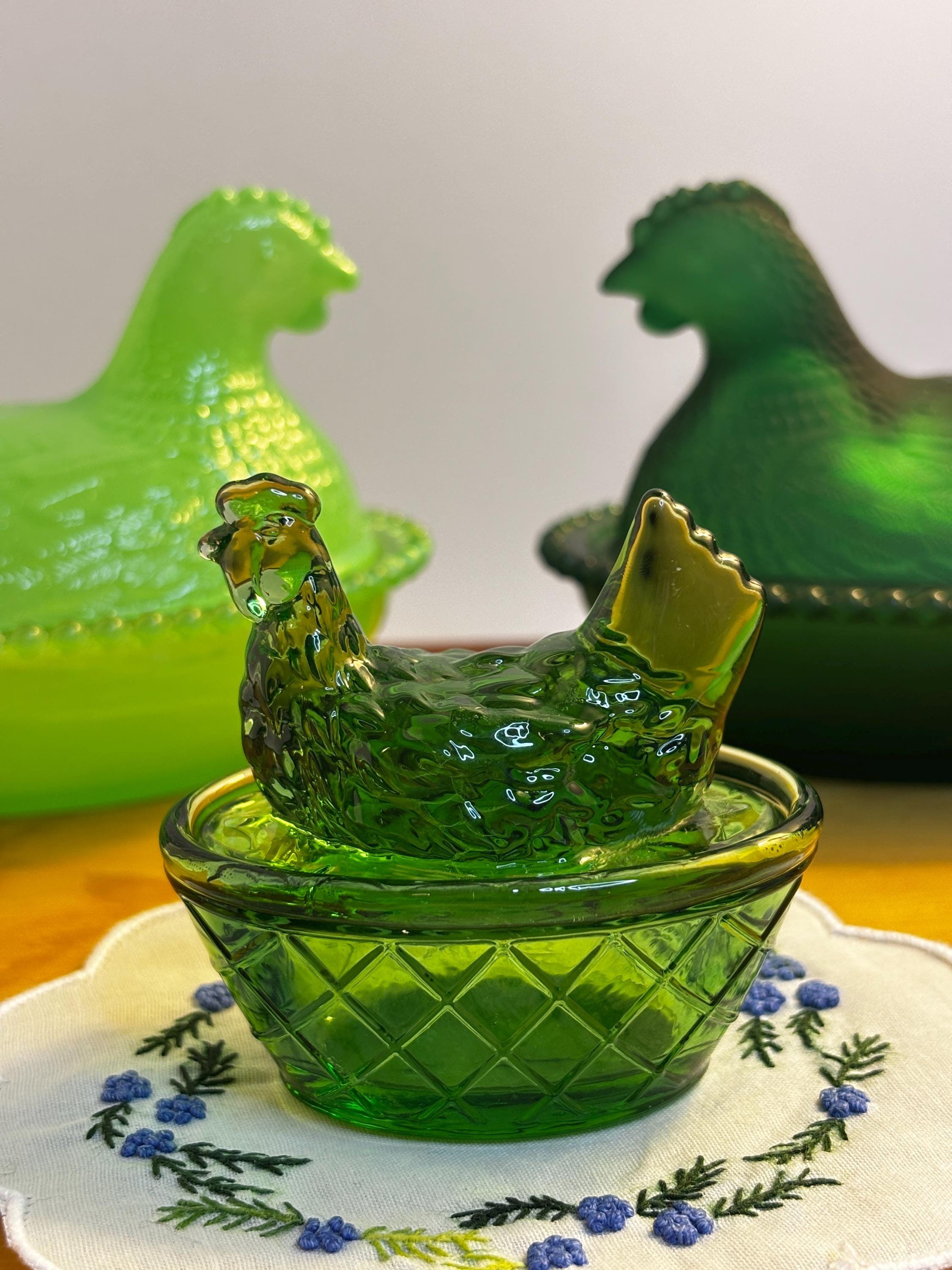小物 CHICKEN Chicken in a Basket Blue Glass - Etsy