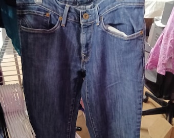 Levi's Women's Blue Denim Jeans - Free Shipping!