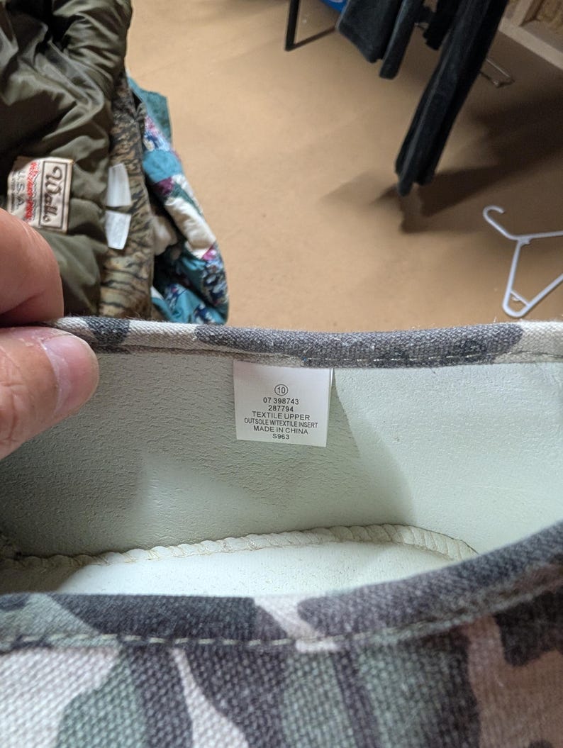 Tommy Bahama Camo Slip-On Sneakers Size 10 - Free Shipping on + image 2