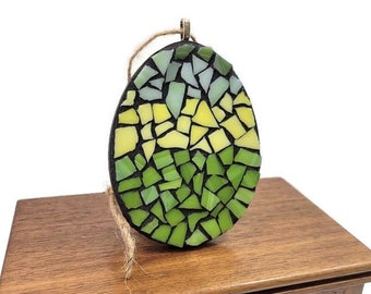 Mosaic Easter Egg Ornament, Green And Yellow Stained Glass, Easter Tree, Easter Decor, Easter Basket Gift, Country Home, Cracked Egg, Art