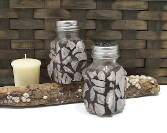 Juego de salero y pimentero de vidrio rosa mosaico, decoración boho para la cocina
